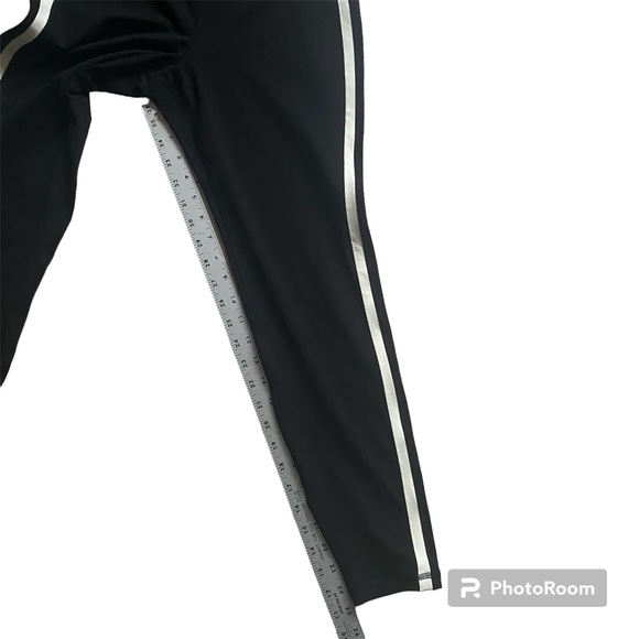 Old Navy Active Elevate Leggings Black Medium - Picture 7 of 9